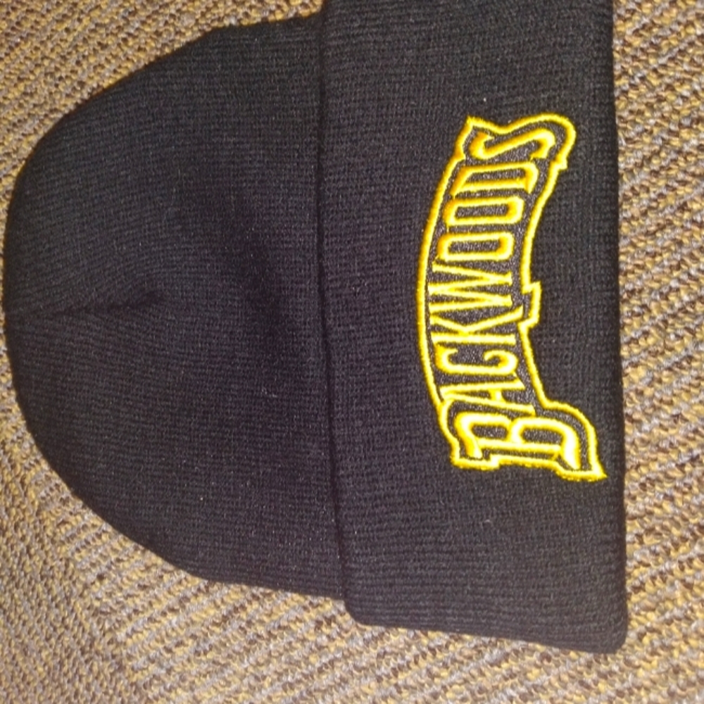 "Backwoods" Beanie Black & Yellow